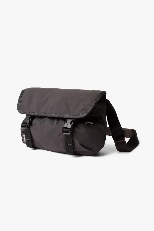 Bellroy Cinch Mini Messenger Charcoal