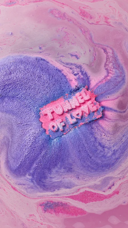 Tunnel Of Love Bath Bomb