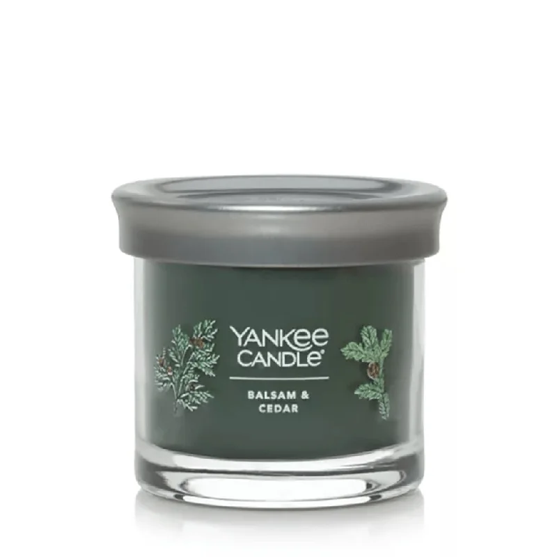 Yankee Candle : Signature Small Tumbler Candle in Balsam & Cedar