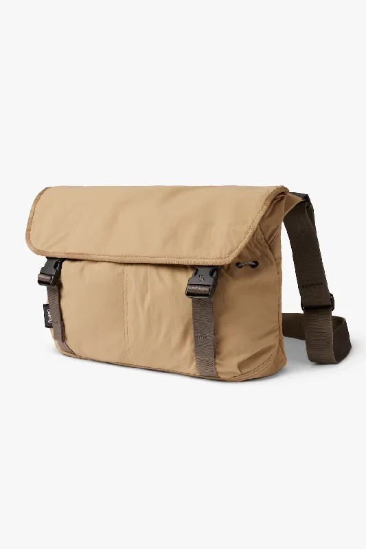 Bellroy Cinch Messenger Bag Sand Dune