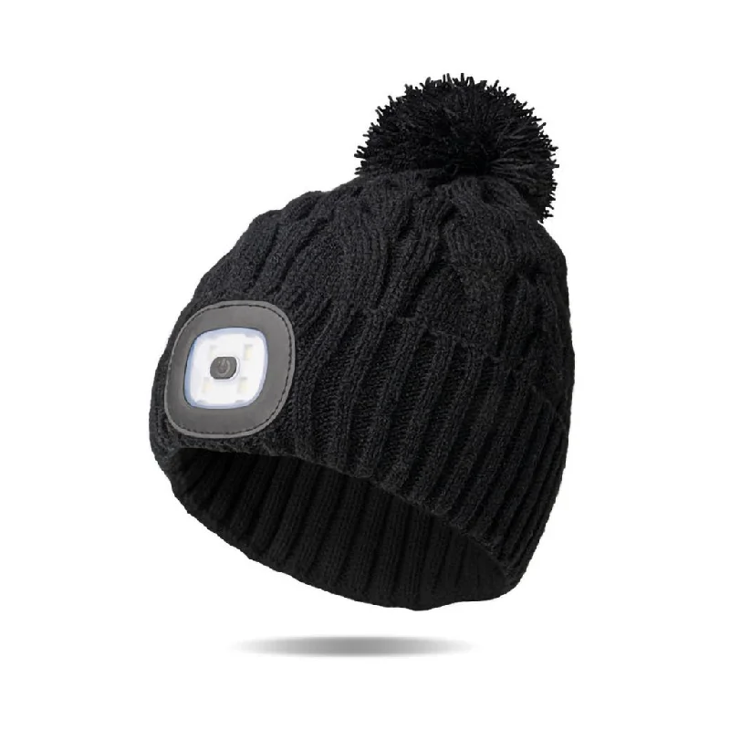 Night Scope : Nova Pom Hat in Black