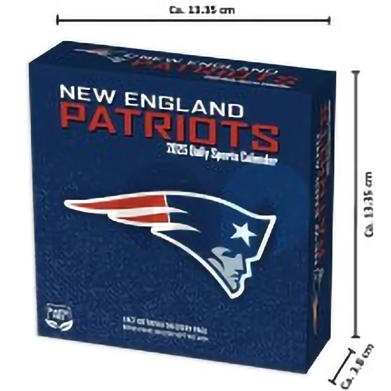 Lang : NFL New England Patriots 2025 Desk Calendar